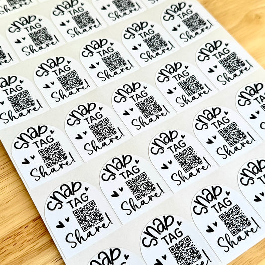 Snap Tag sticker with QR code for social media and Snapchat sharing