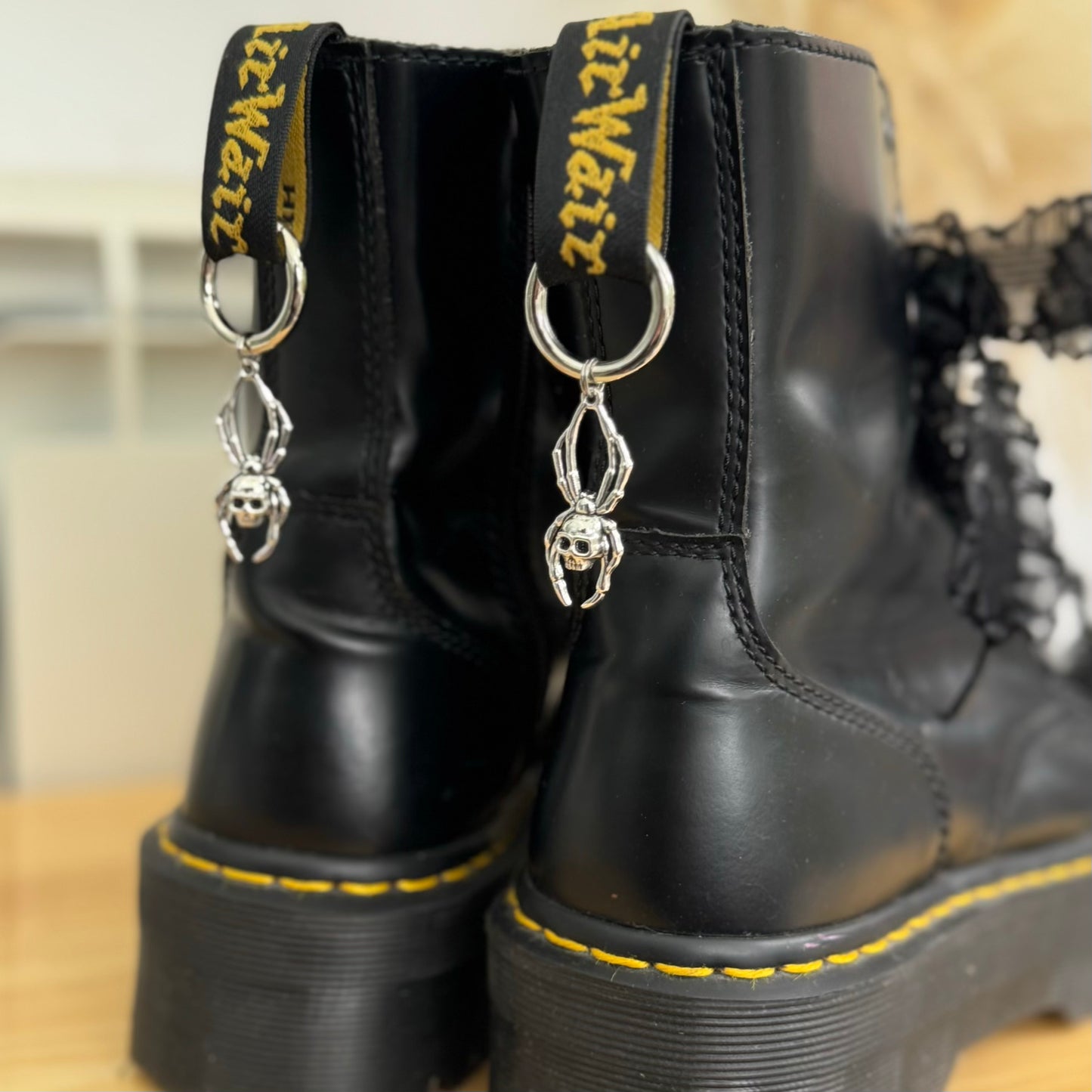 'Memento Mori' Skull Spider Charms for Dr. Martens