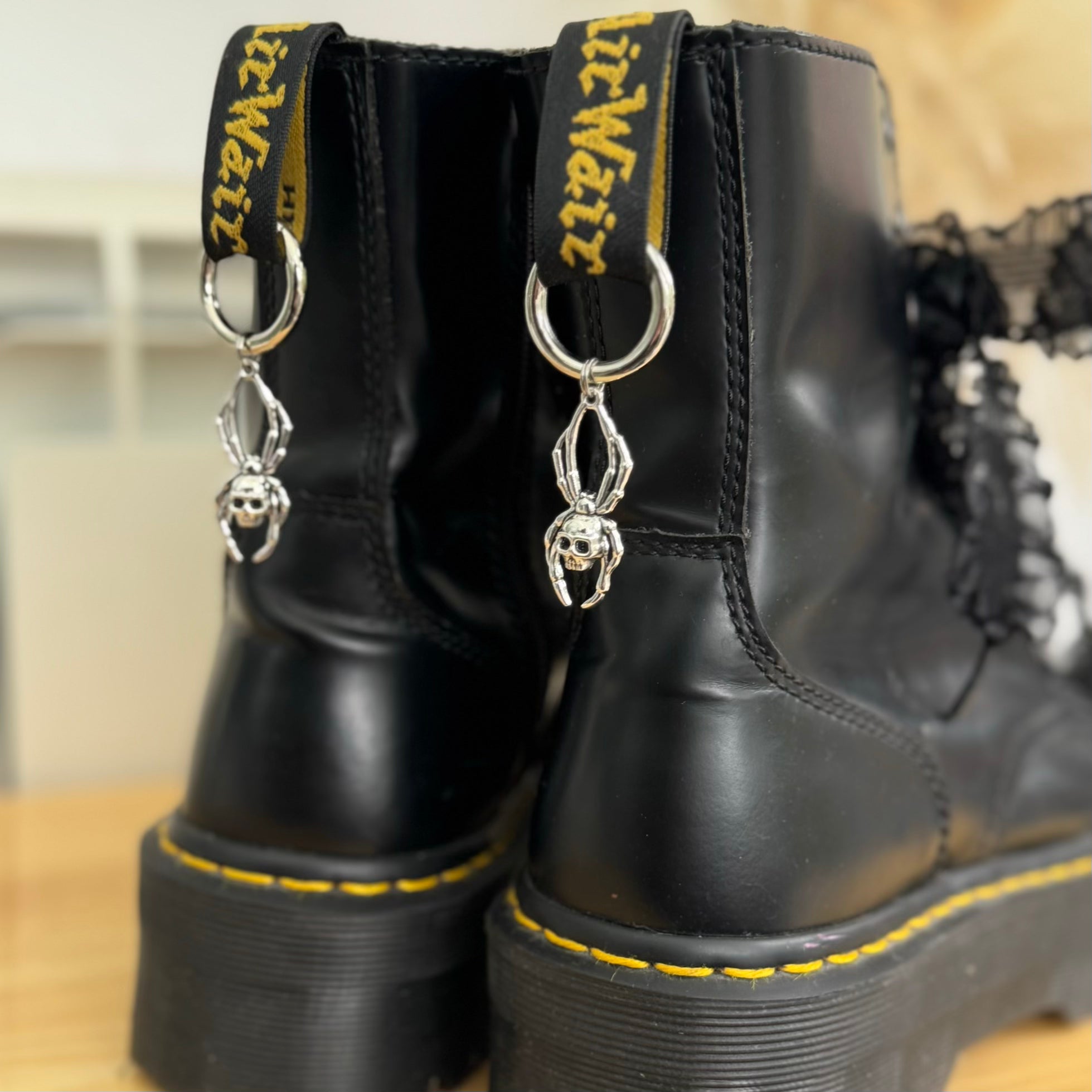 'Memento Mori' Skull Spider Charms for Dr. Martens